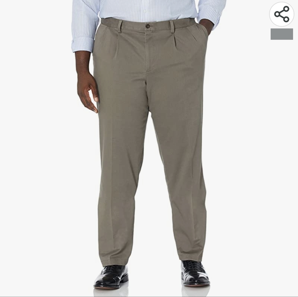 Dockers Men's Classic Fit, Easy Khaki Pleated Pants, size 40x30